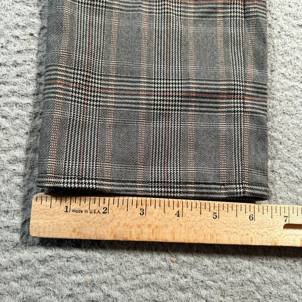 Guess Chino Pants Mens 30 (33x23)‎ Gray Plaid Slim Fit Zip Fly Straight Leg